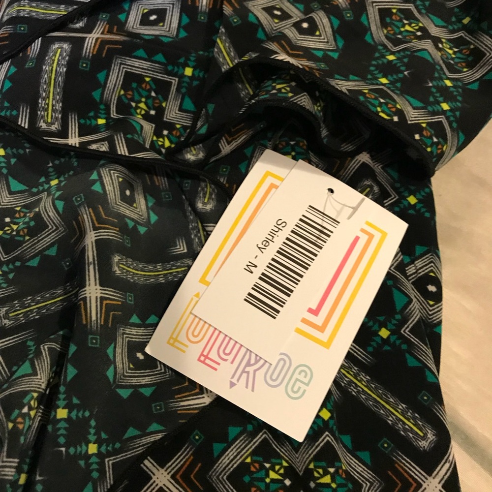 Medium Lularoe Shirley